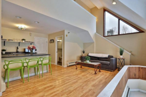 The Birch Ridge- Owner's Suite #5 - Queen Sofa Bed Suite in Killington, Hot Tub, Renovated, home